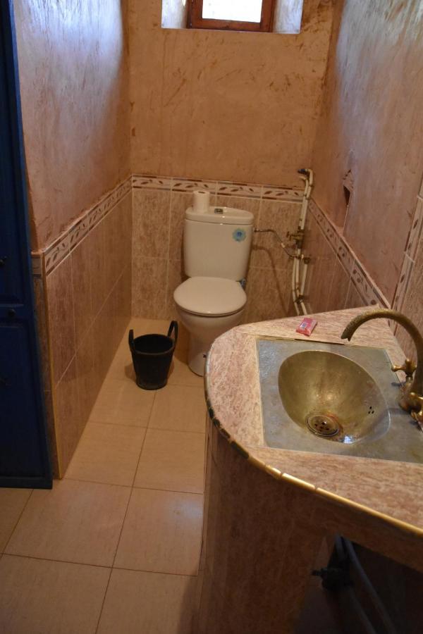 Maison D'Hotes Dar Afra Ait Ziri Exteriör bild