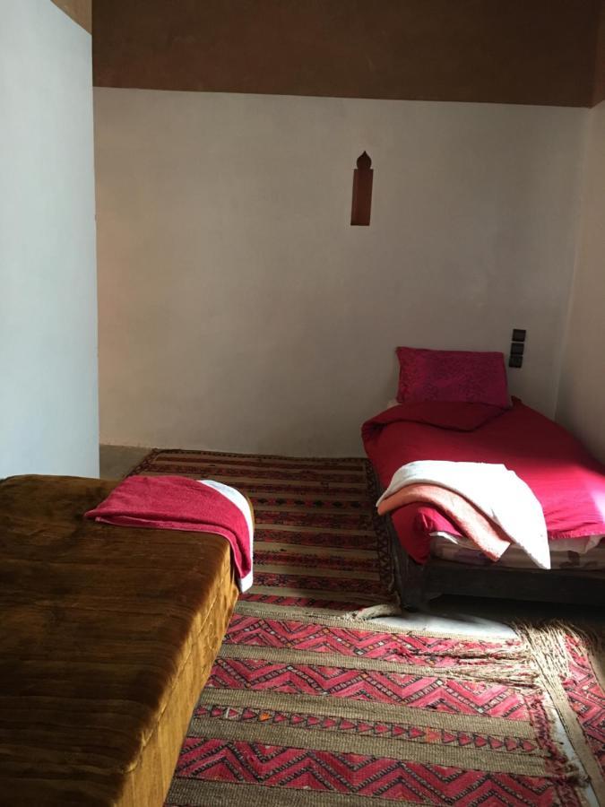 Maison D'Hotes Dar Afra Ait Ziri Exteriör bild