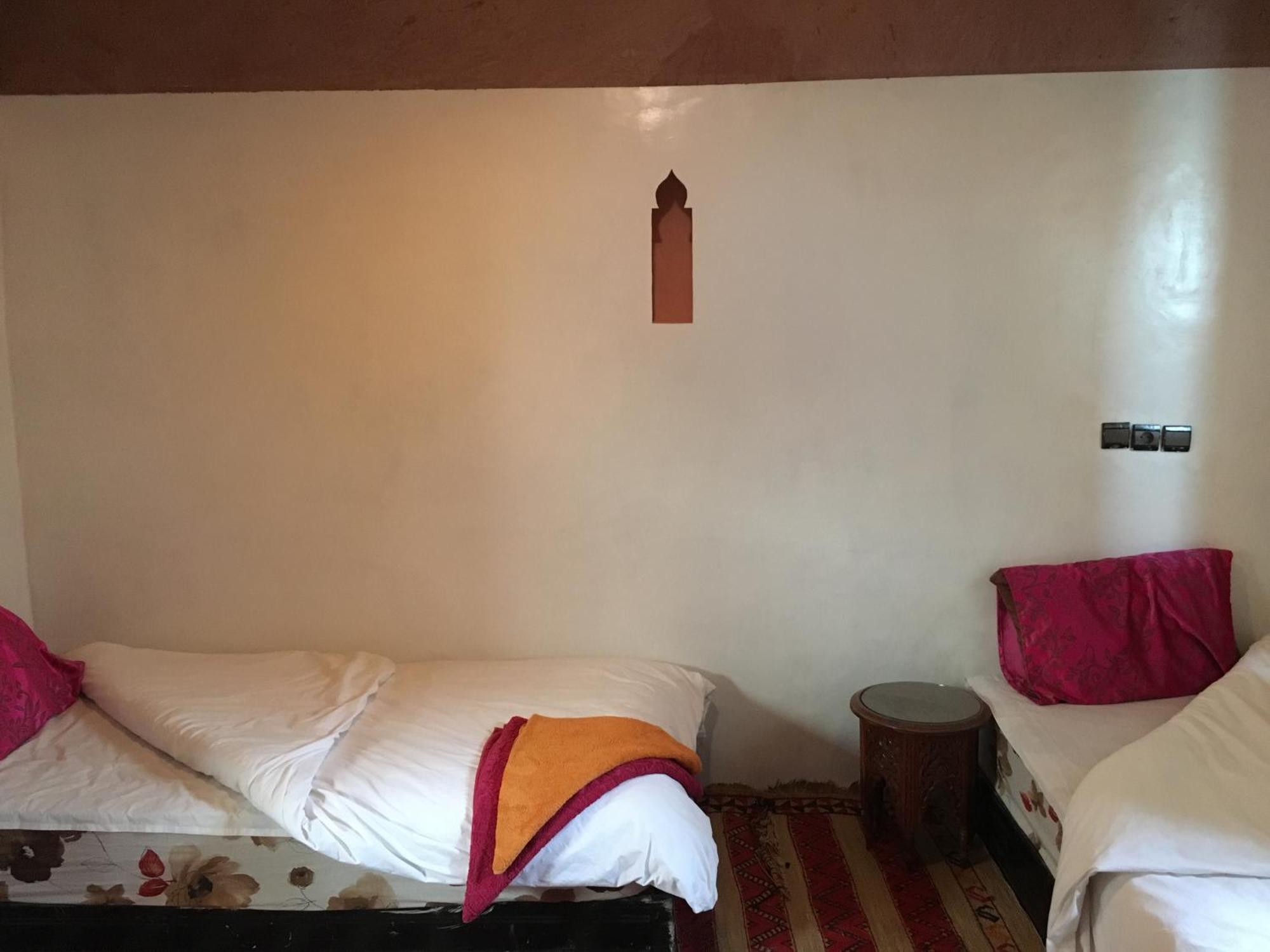 Maison D'Hotes Dar Afra Ait Ziri Exteriör bild