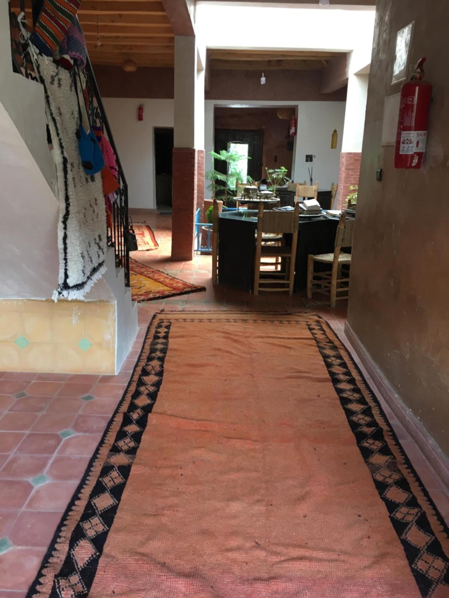 Maison D'Hotes Dar Afra Ait Ziri Exteriör bild