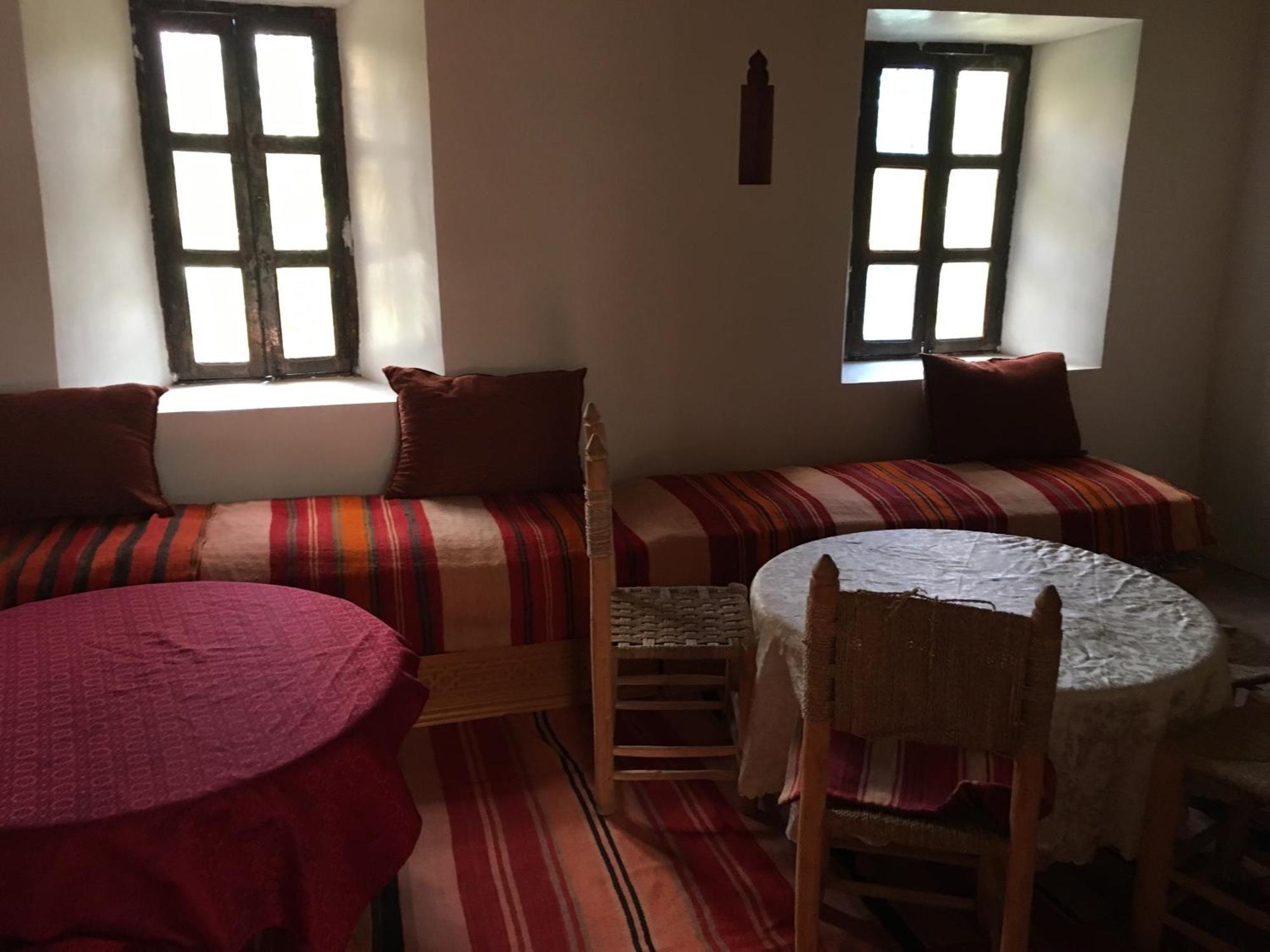 Maison D'Hotes Dar Afra Ait Ziri Exteriör bild